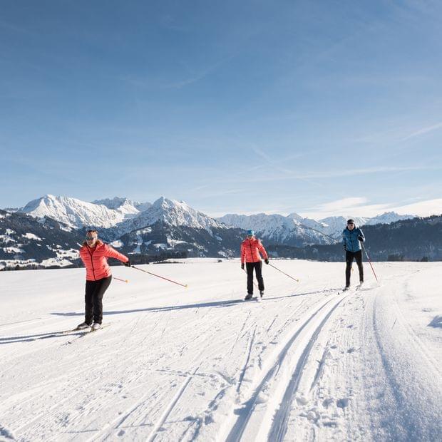 Torghele's Wald + Fluh - Winterurlaub im Allgäu - Langlaufen