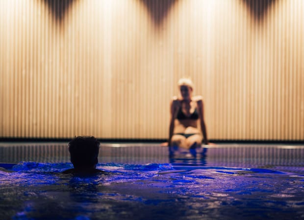 Torghele's Wald + Fluh - Wellnesshotel im Allgäu - Indoor Pool 