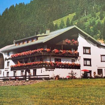 Torgheles-Wald-Fluh-Hotel-Umbau-Ferienwohnungen-1976.jpeg
