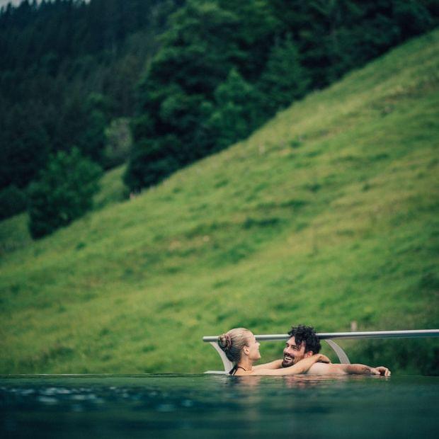 Torghele's Wald + Fluh - Wellnesshotel im Allgäu - Infinity Pool
